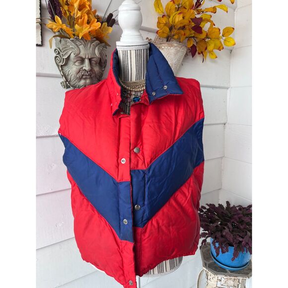 MOUNTAIN PRODUCTS Wenatchee Washington Vintage Red and Blue Down Vest M - Picture 8 of 13